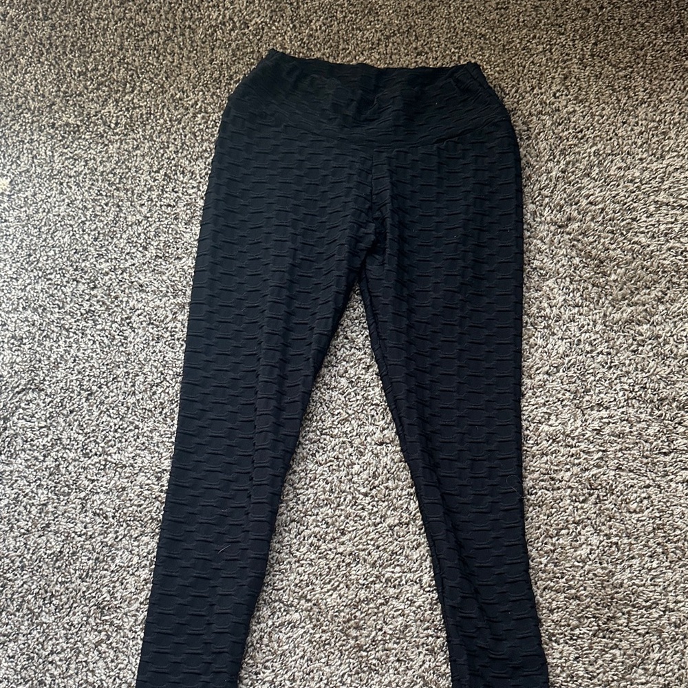 Black Textured Leggings